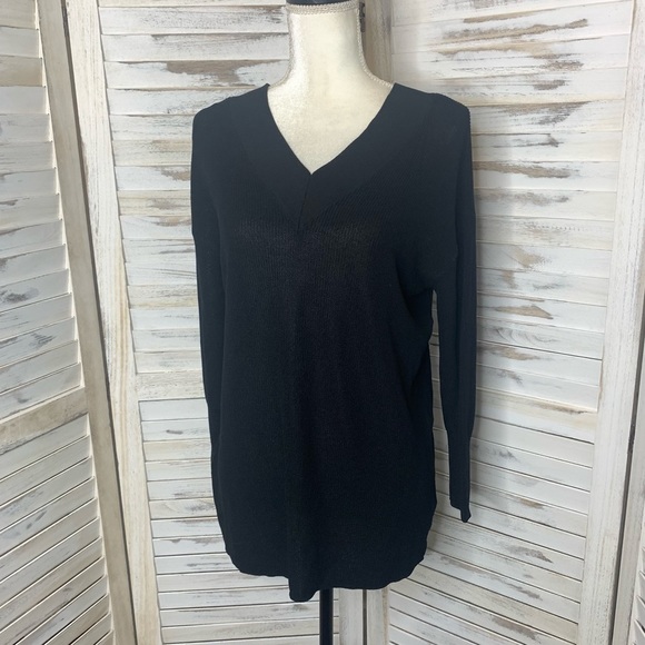 The LIMITED Ribbed V-Neck Sweater Top Black NWT S - Picture 2 of 11